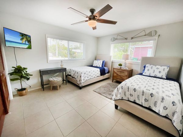 Beachfront Four Bedroom Vacation Home in Bonita Beach