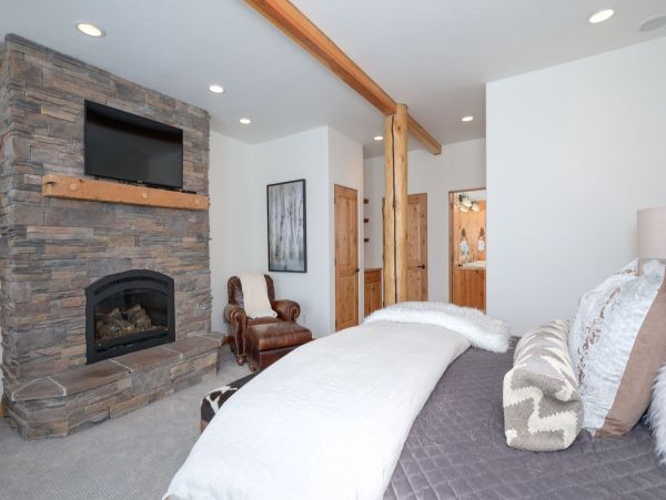 Big Sky Home 1000065