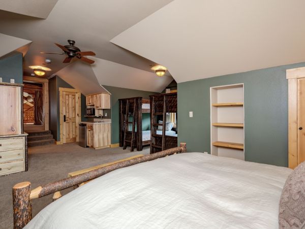 Big Sky Home 1000078