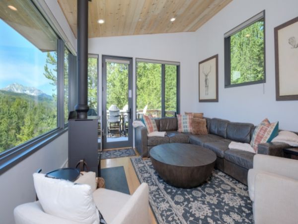 Big Sky Home 1000089