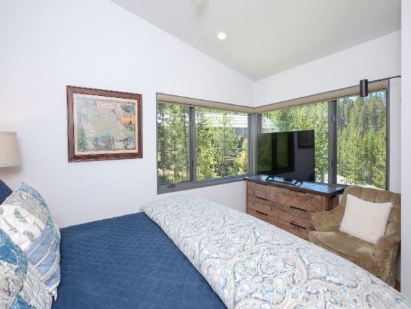Big Sky Home 1000089