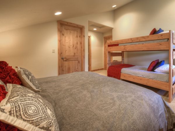 Big Sky Home 1000094