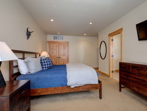 Big Sky Home 1000097