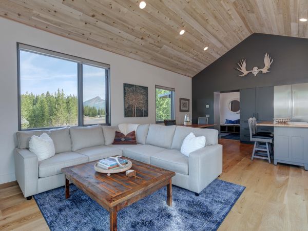 Big Sky Home 1000099