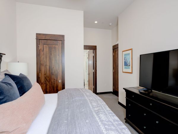 Big Sky Home 1000107