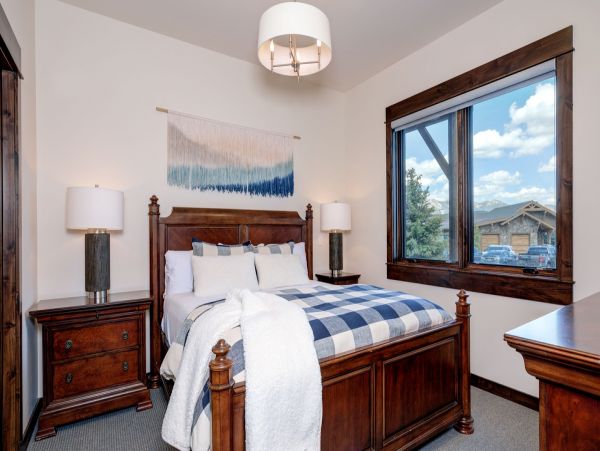 Big Sky Home 1000107