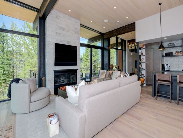 Big Sky Home 1000108