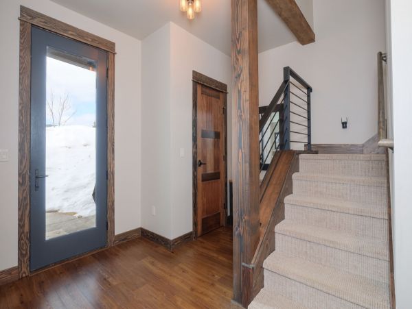 Big Sky Home 1000111