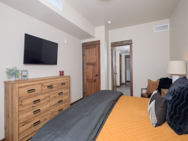 Big Sky Home 1000111