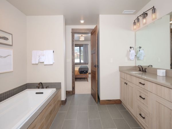 Big Sky Home 1000111