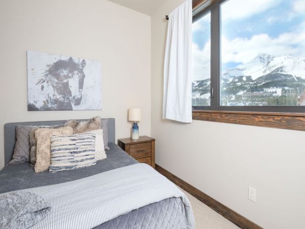 Big Sky Home 1000111