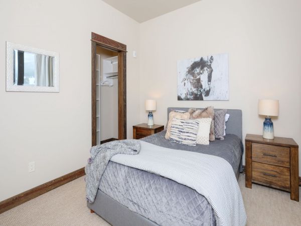 Big Sky Home 1000111