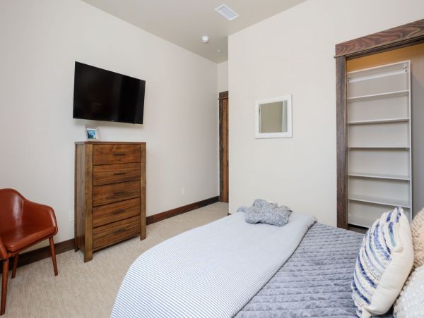 Big Sky Home 1000111
