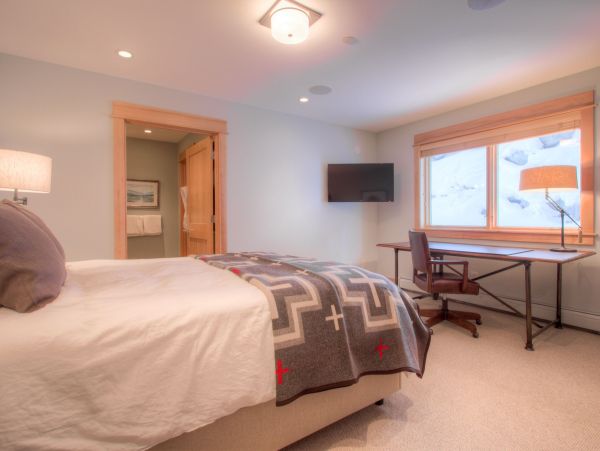 Big Sky Home 1000123