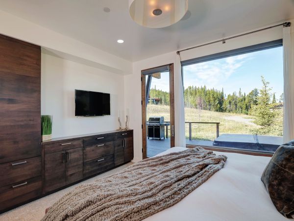 Big Sky Home 1000127
