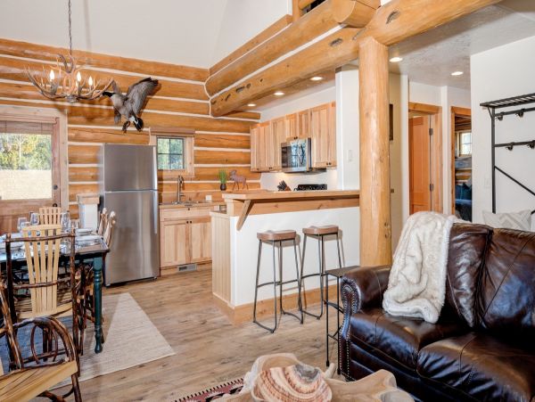 Big Sky Home 1000128