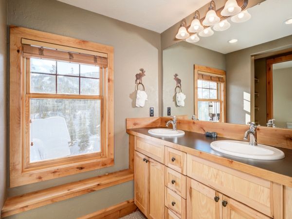 Big Sky Home 1000128