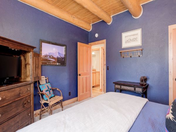 Big Sky Home 1000128