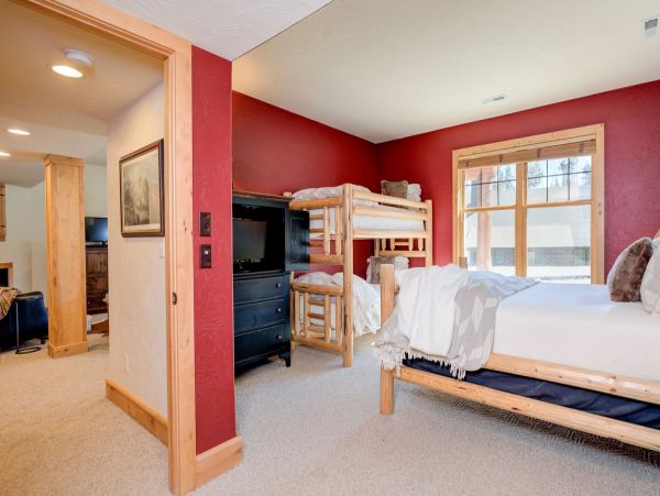 Big Sky Home 1000128