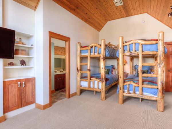 Big Sky Home 1000129