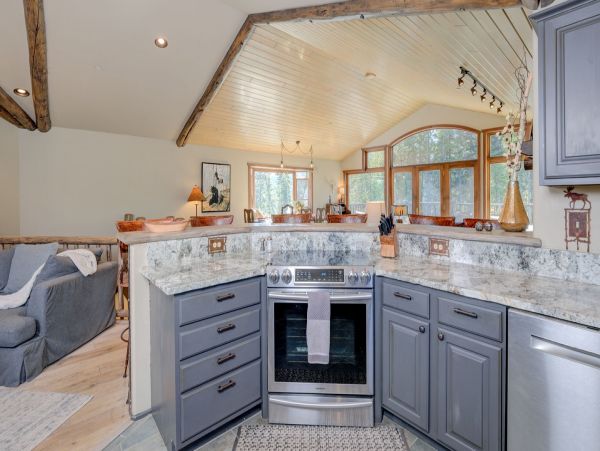 Big Sky Home 1000132