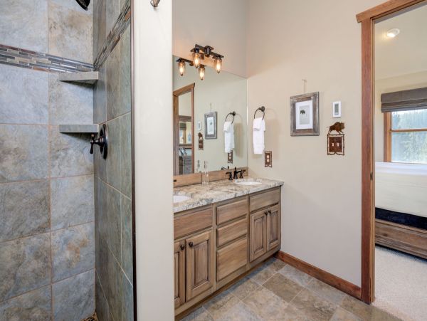 Big Sky Home 1000132