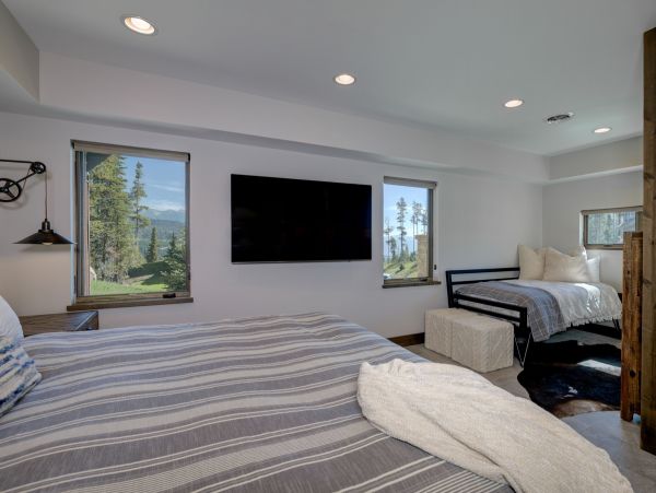 Big Sky Home 1000135