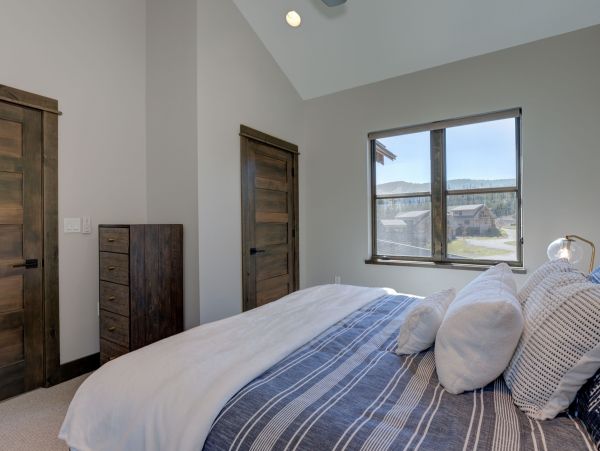 Big Sky Home 1000135