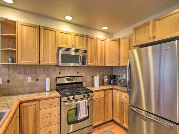 Big Sky Condo 1000150