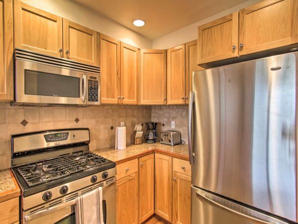 Big Sky Condo 1000150