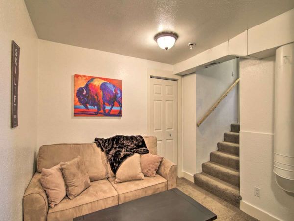 Big Sky Condo 1000150