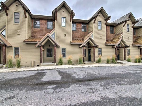 Big Sky Condo 1000150