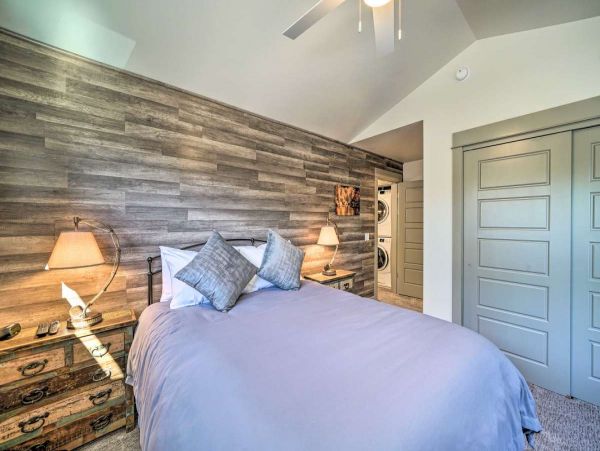 Big Sky Condo 1000160