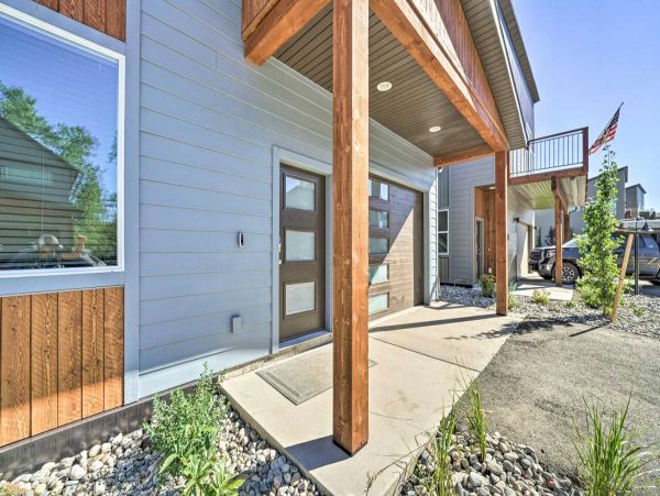 Big Sky Condo 1000160