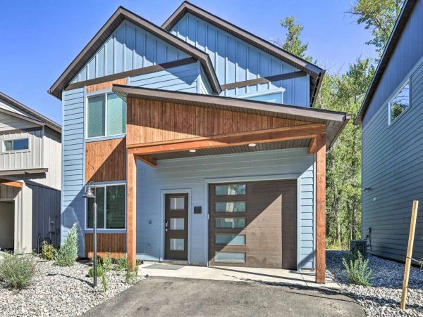 Big Sky Condo 1000160