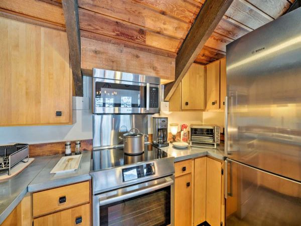Big Sky Condo 1000167