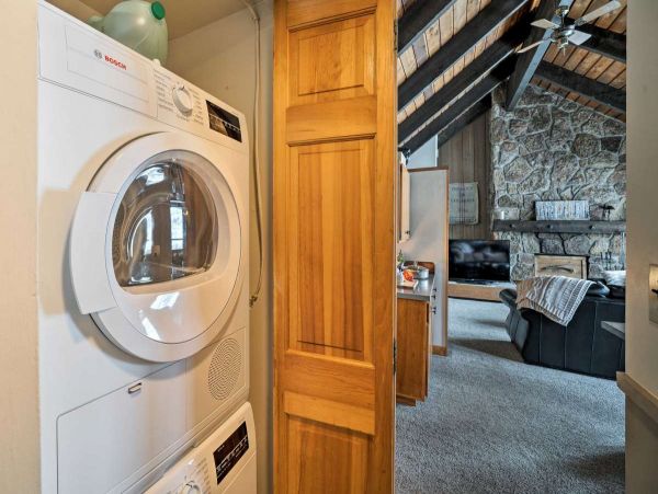 Big Sky Condo 1000167