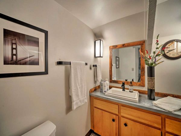 Big Sky Condo 1000167