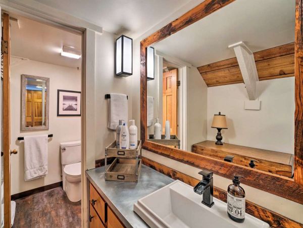 Big Sky Condo 1000167