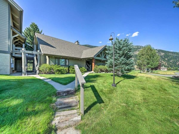 Big Sky Condo 1000167