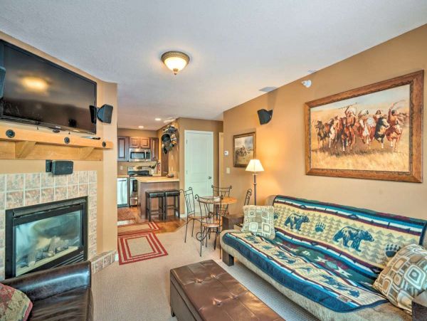 Big Sky Condo 1000175