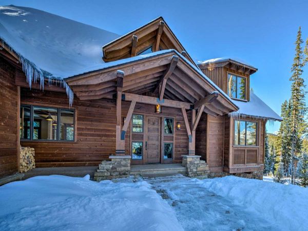 Gorgeous Vacation Rental with 6 Bedrooms in Big Sky