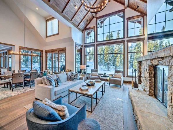 Gorgeous Vacation Rental with 6 Bedrooms in Big Sky
