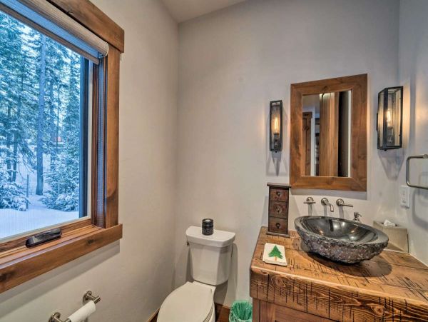 Gorgeous Vacation Rental with 6 Bedrooms in Big Sky