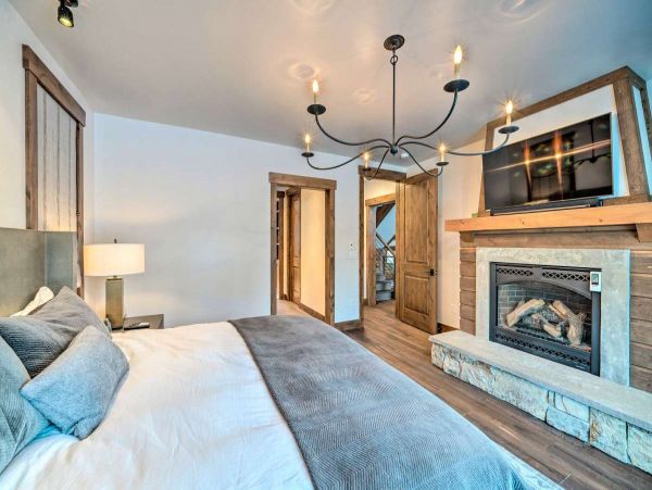 Gorgeous Vacation Rental with 6 Bedrooms in Big Sky