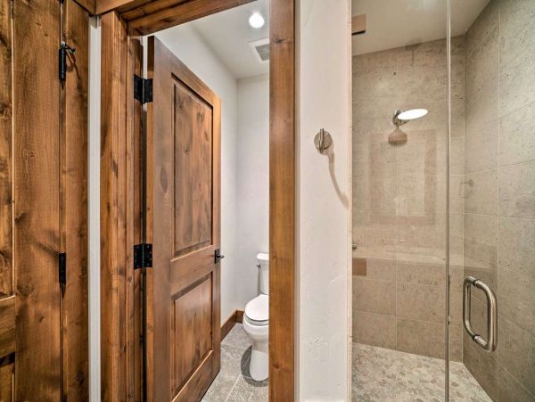 Gorgeous Vacation Rental with 6 Bedrooms in Big Sky
