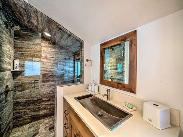 Gorgeous Vacation Rental with 6 Bedrooms in Big Sky