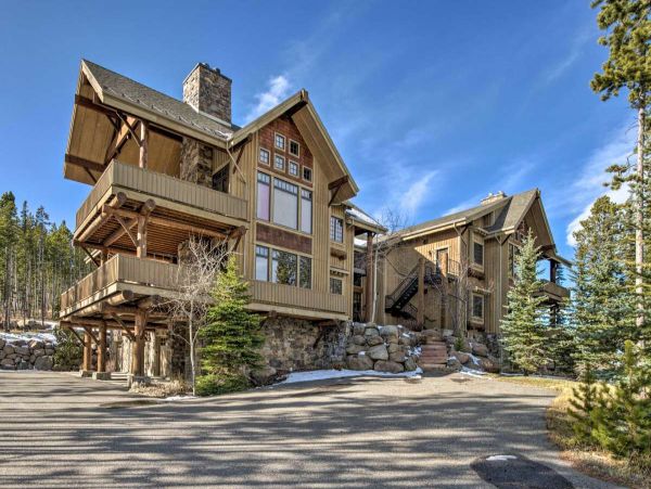Big Sky Condo 1000177