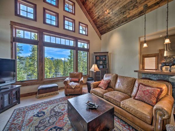 Big Sky Condo 1000177
