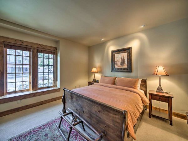 Big Sky Condo 1000177